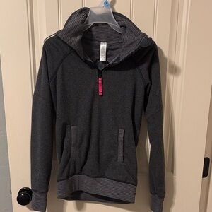 Ivivva pullover - size 10